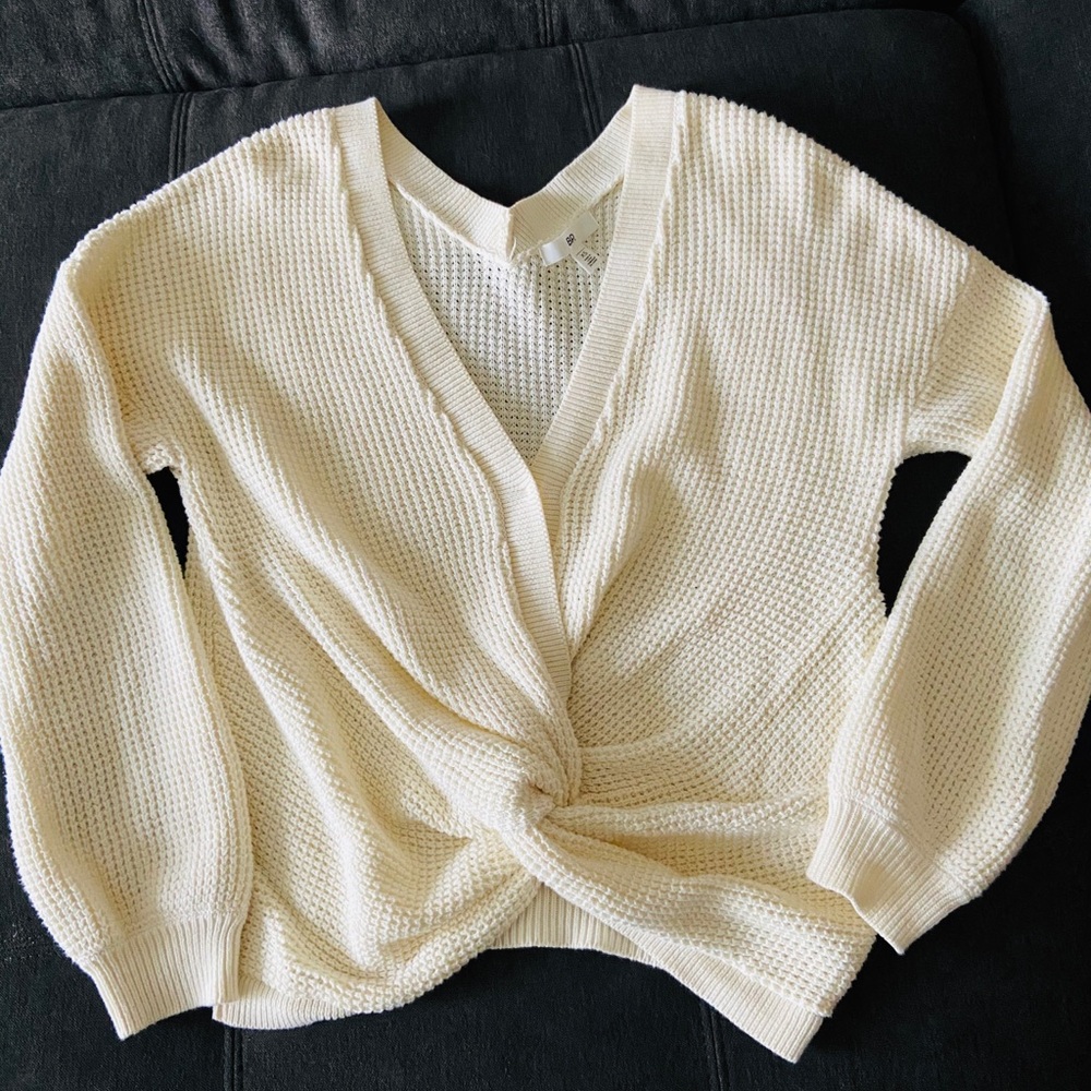Twist front sweater